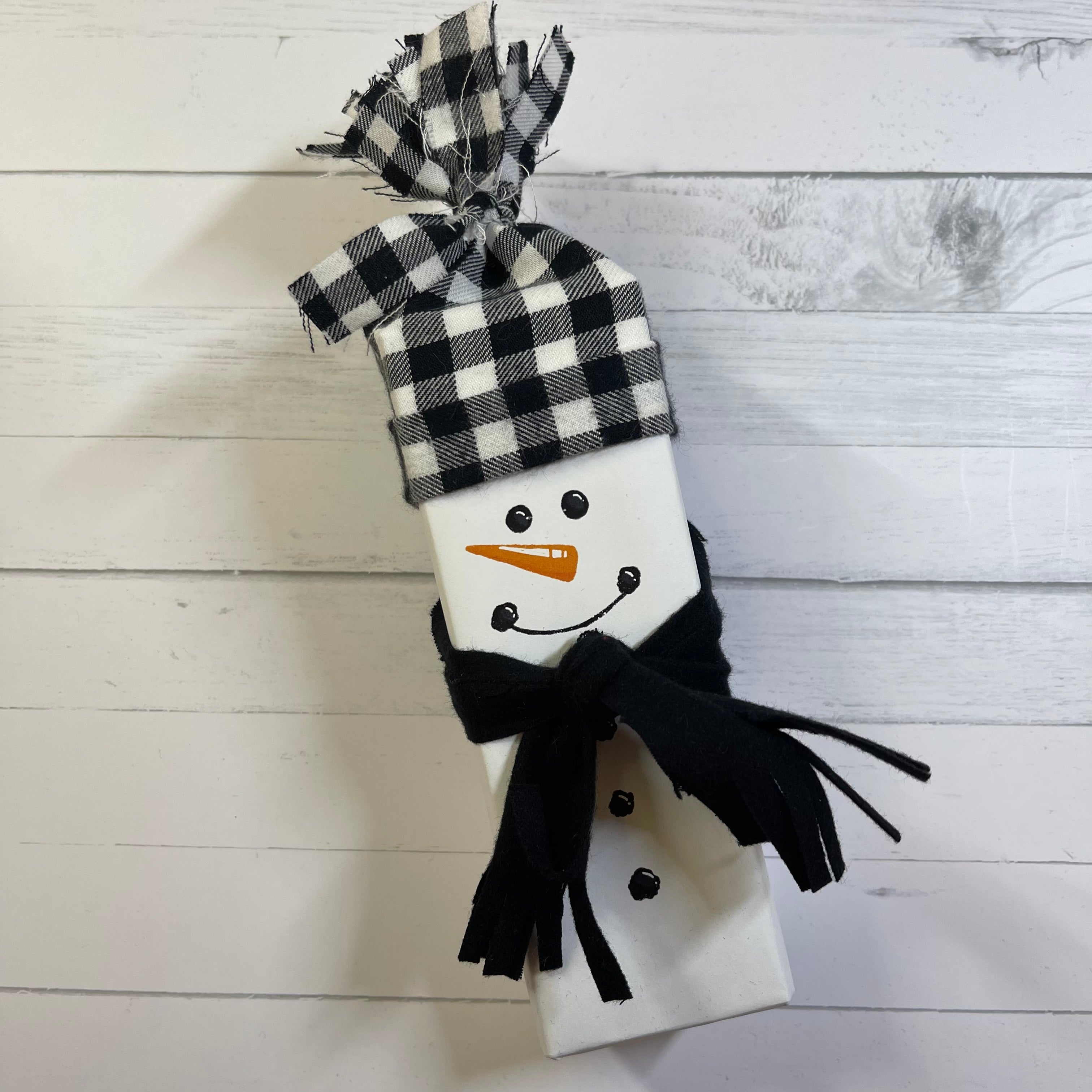 Snowman Kit - Black & White Plaid