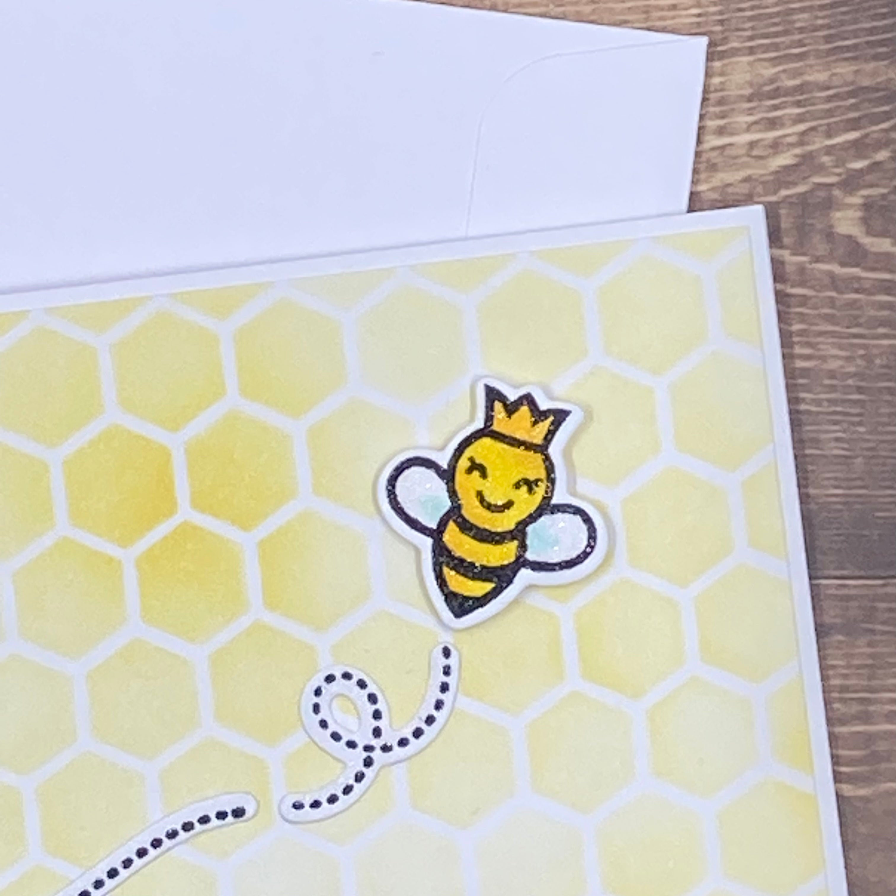 Queen Bee on the move - Handmade Card