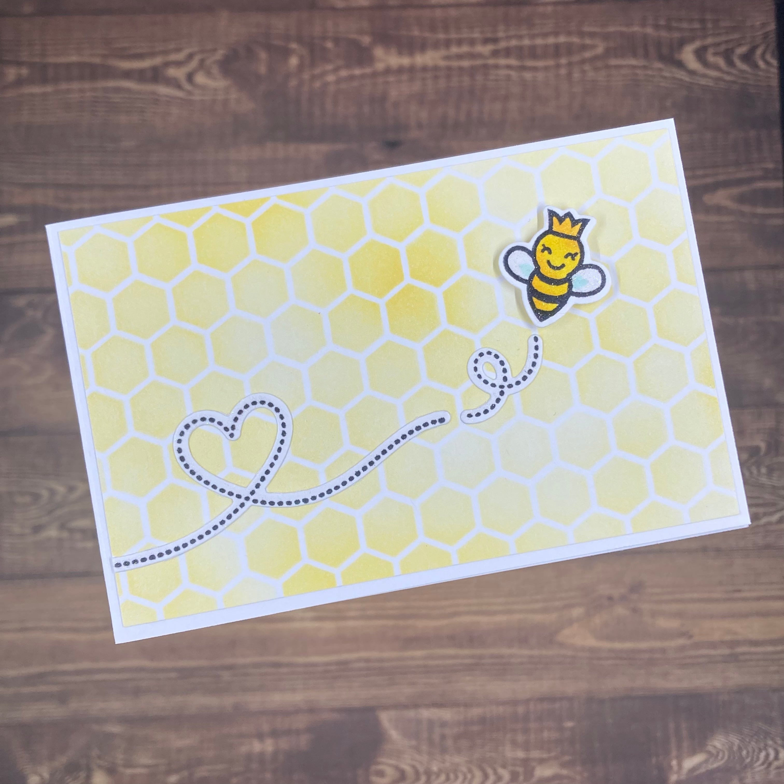 Queen Bee on the move - Handmade Card