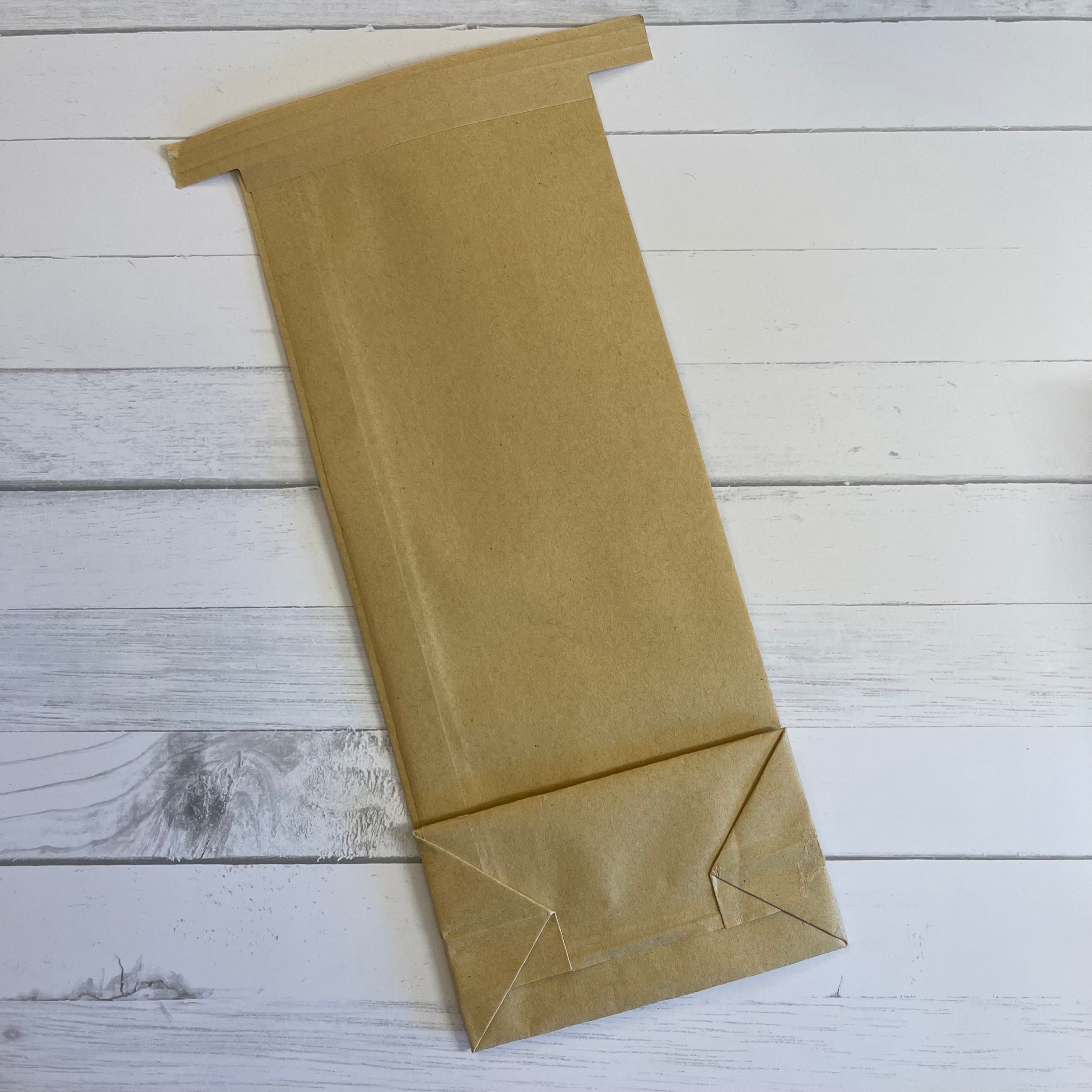 4 3/4" x 2 1/2" x 10 1/2" Golden Kraft Window Bags - Rounded Corner Window